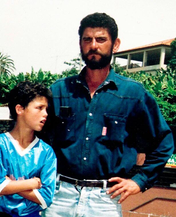 Cristiano-Ronaldo-With-His-Father